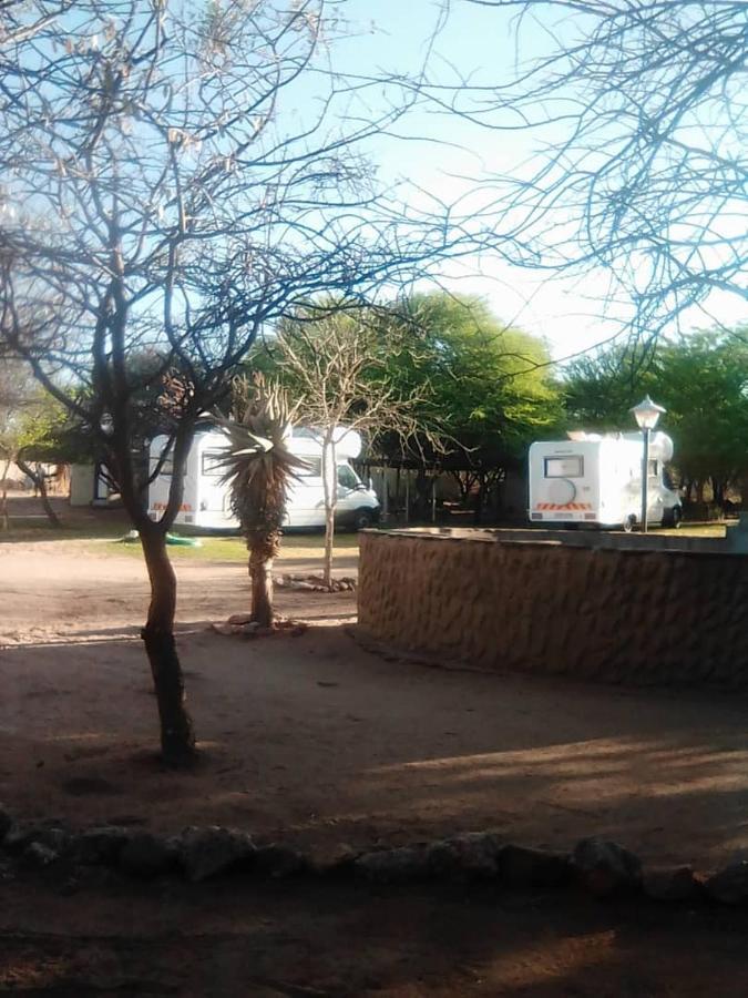 Ombo Rest Camp Hotel Okahandja Exterior photo