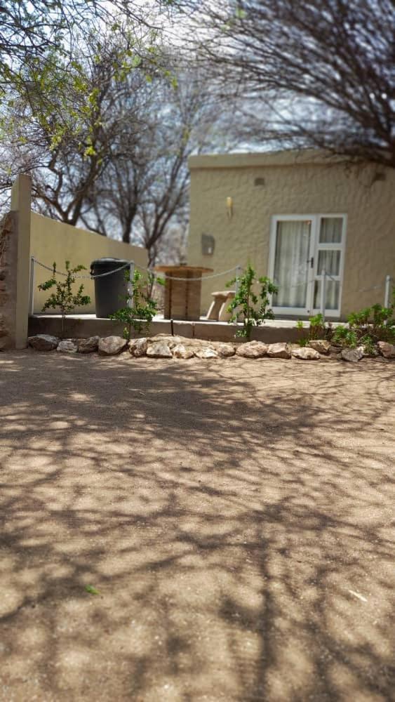 Ombo Rest Camp Hotel Okahandja Room photo