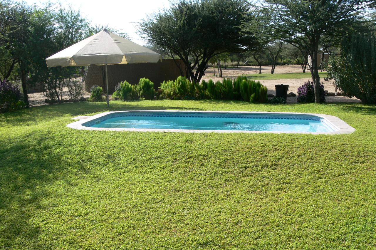Ombo Rest Camp Hotel Okahandja Exterior photo